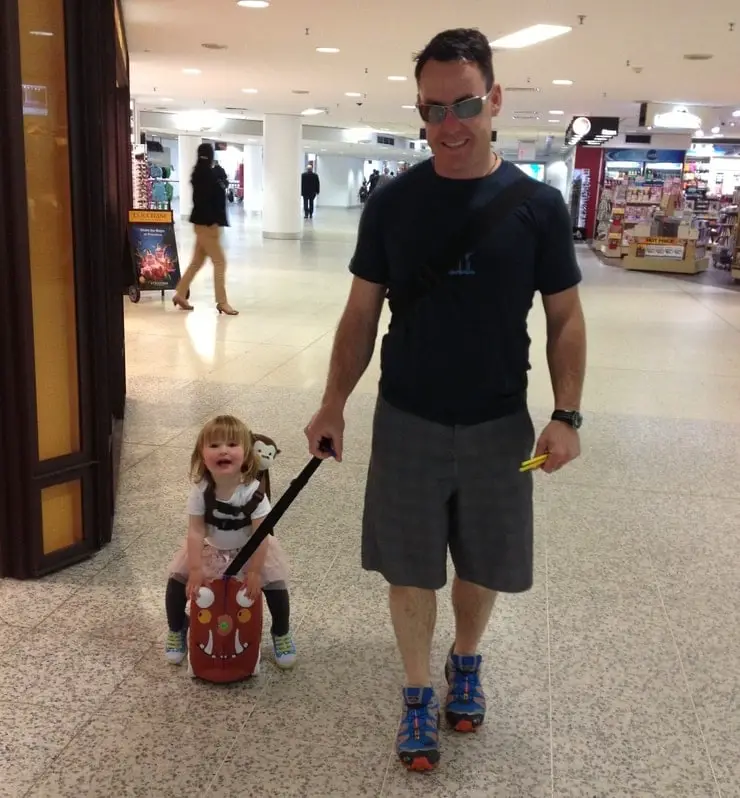 kids luggage airport