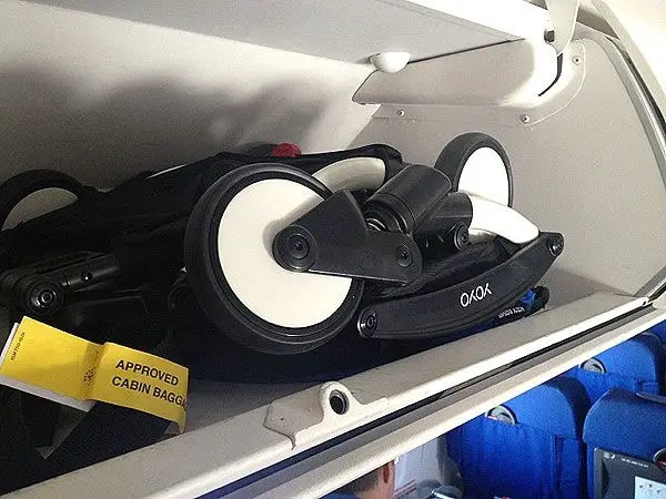 yoyo in compartment