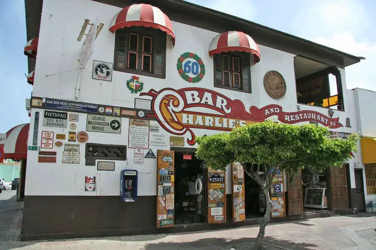 charlie's bar