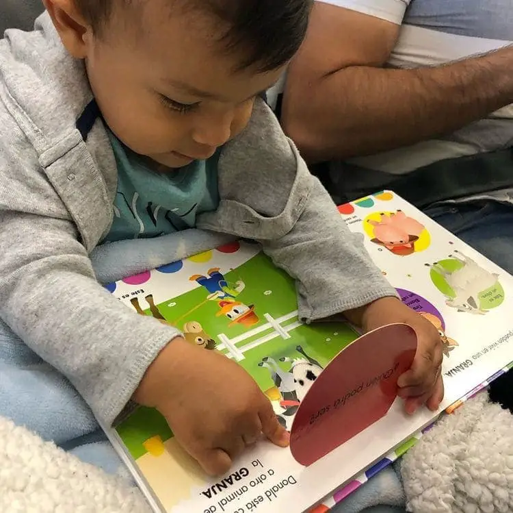 under 3 years old in plane