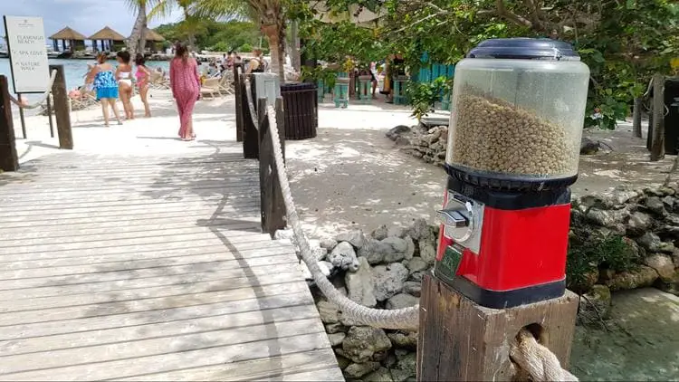 flamingo food vending machine