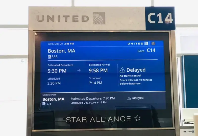 why do flights get delayed