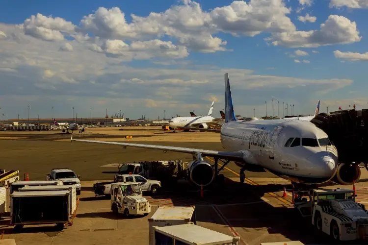 jetblue airplane