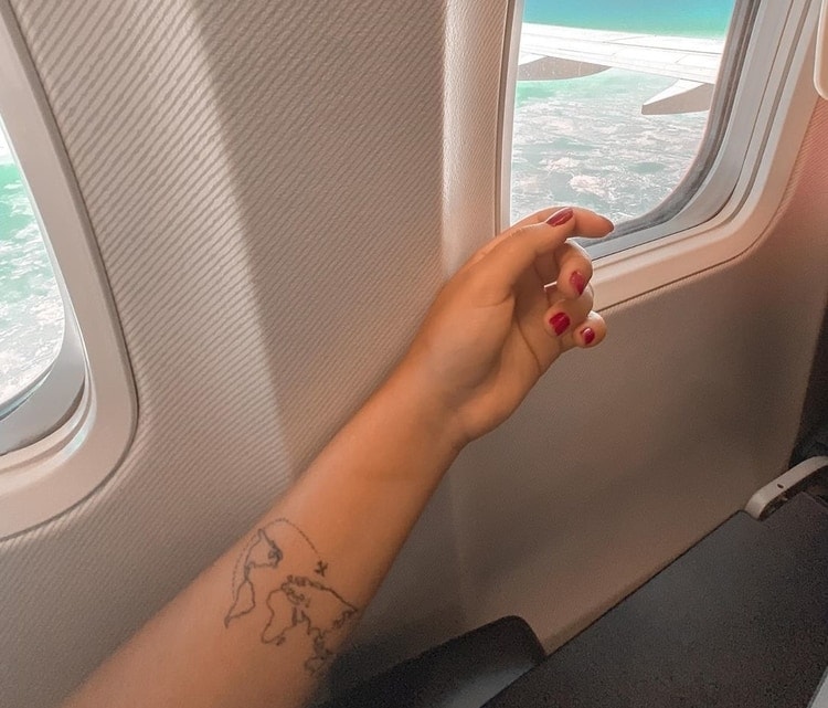 Qatar Airways Tattoo Policy in 2023 (Flight Attendants, Read)