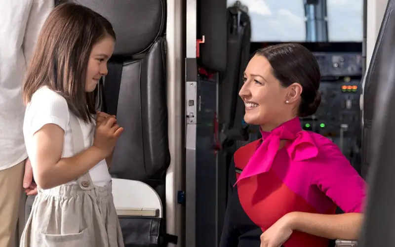 qantas cabin crew